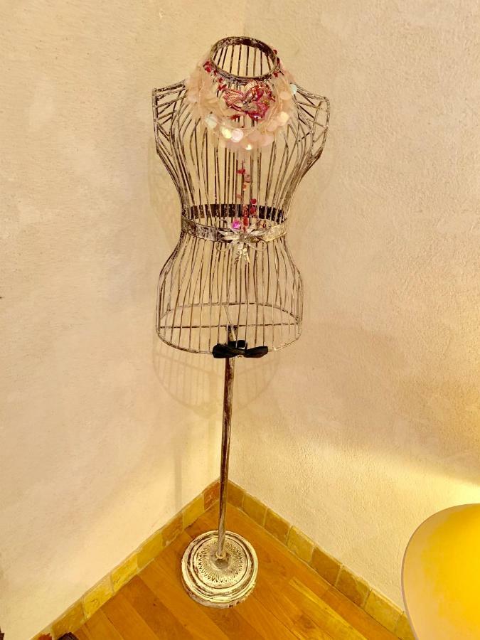 הוילה Authentique Bijou Coeur D'Orange A 2 Pas Du Theatre Antique! מראה חיצוני תמונה